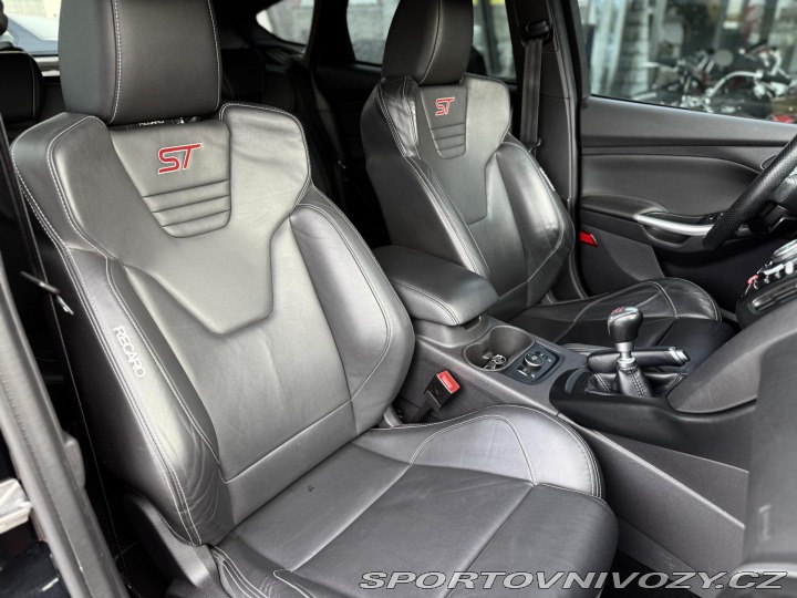 Ford Focus ST 2,0 ST 184kW EcoB SCTi 2012