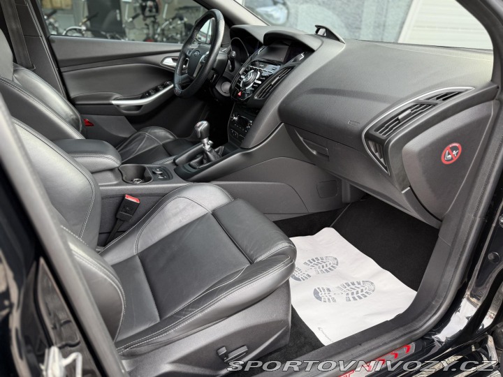 Ford Focus ST 2,0 ST 184kW EcoB SCTi 2012