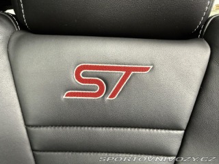 Ford Focus ST 2,0 ST 184kW EcoB SCTi 2012