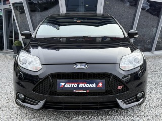 Ford Focus ST 2,0 ST 184kW EcoB SCTi 2012