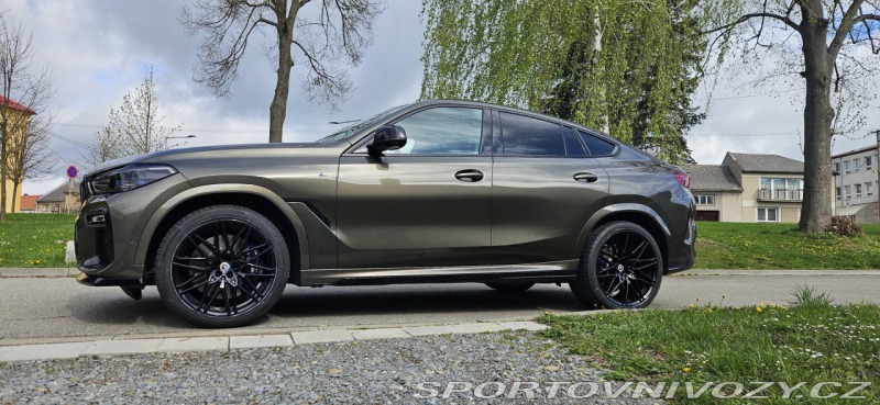 BMW X6 m50i