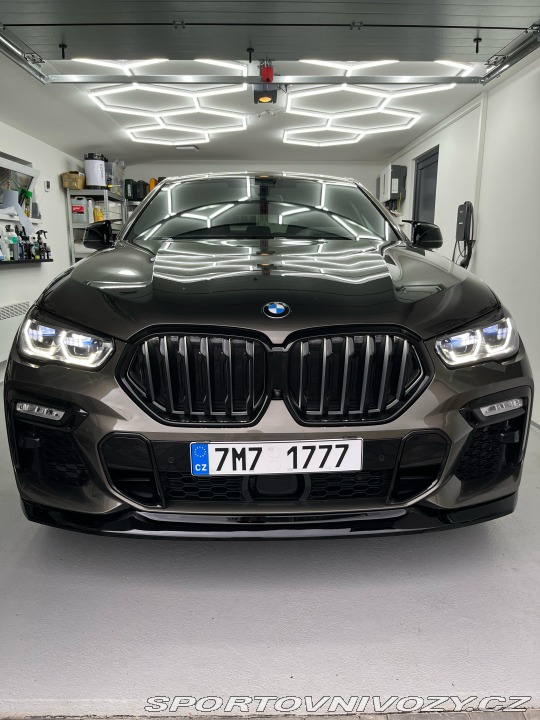 BMW X6 m50i 2021