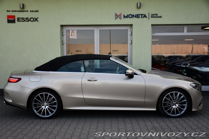 Mercedes-Benz E 400 K360°4MATIC LED MASÁŽ 2018