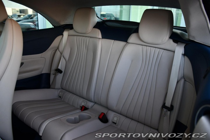 Mercedes-Benz E 400 K360°4MATIC LED MASÁŽ 2018