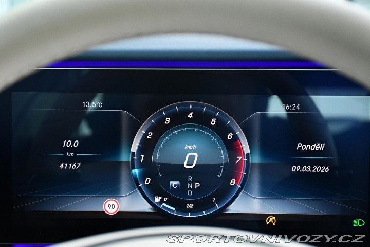 Mercedes-Benz E 400 K360°4MATIC LED MASÁŽ 2018