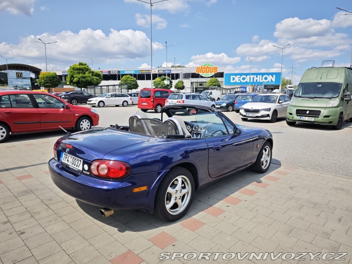 Mazda MX-5  2004