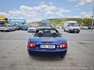 Mazda MX-5  2004