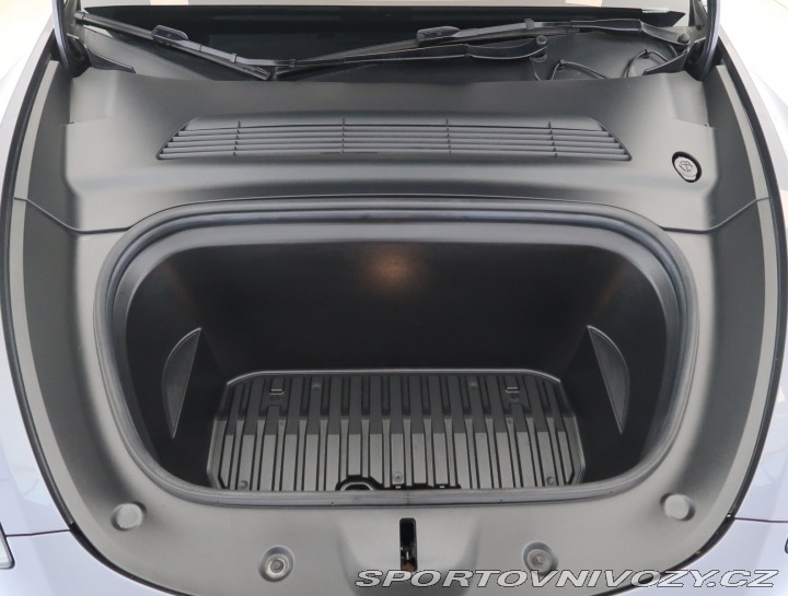 Tesla Model Y Long Range AWD 75kWh 2021