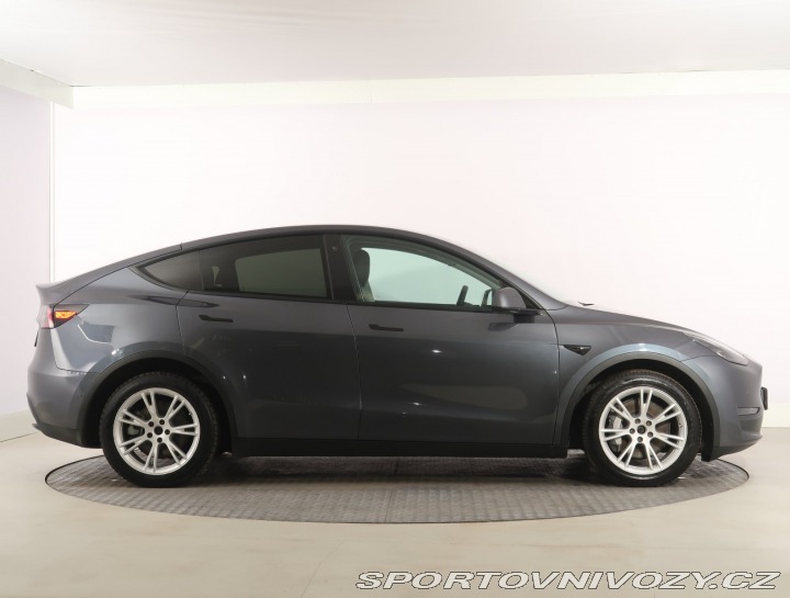 Tesla Model Y Long Range AWD 75kWh 2021