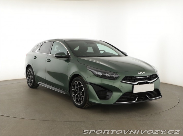 Kia ProCeed GT Line Plus 1.5 T-GDI 2023