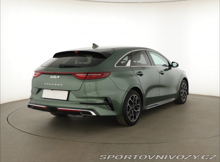 Kia ProCeed GT Line Plus 1.5 T-GDI 2023