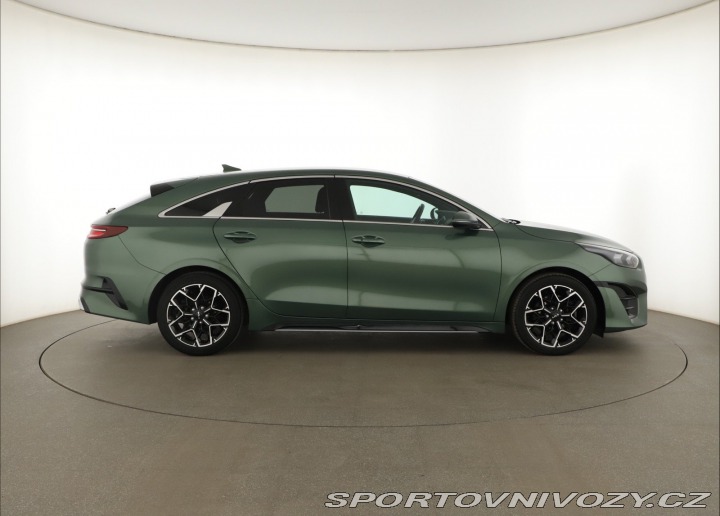 Kia ProCeed GT Line Plus 1.5 T-GDI 2023