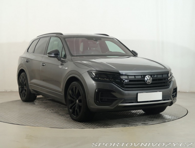 Volkswagen Ostatní modely Touareg R-Line 3.0 TDI