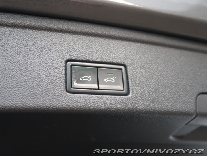 Volkswagen Ostatní modely Touareg R-Line 3.0 TDI 2020