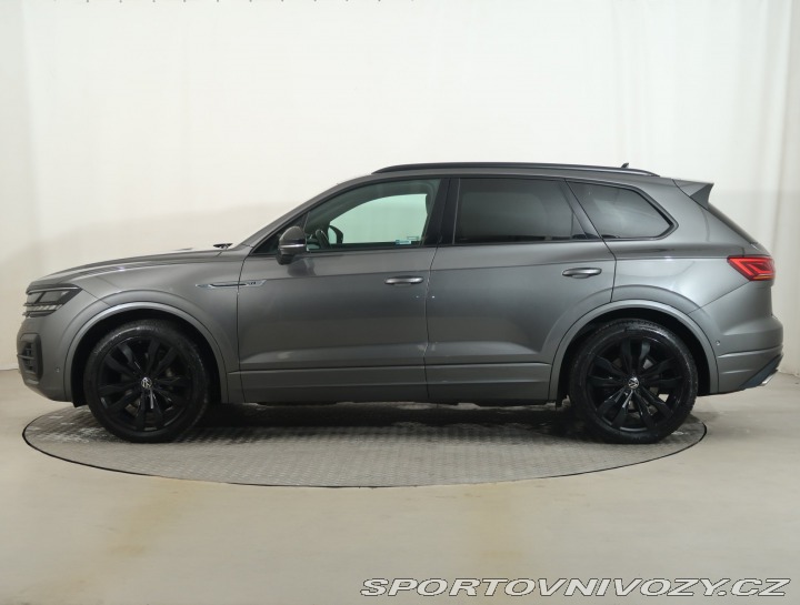 Volkswagen Ostatní modely Touareg R-Line 3.0 TDI 2020