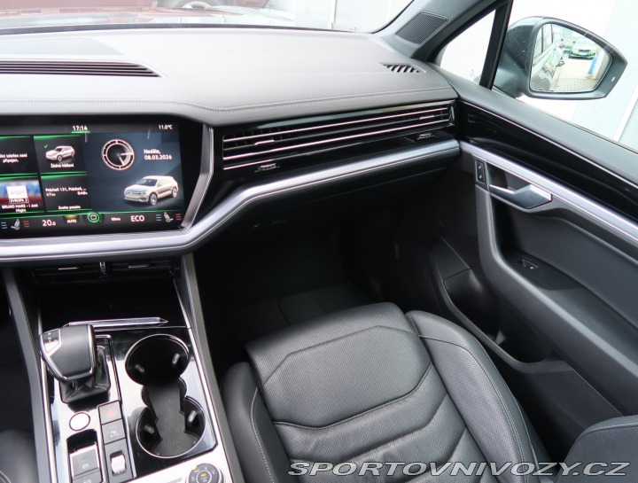 Volkswagen Ostatní modely Touareg R-Line 3.0 TDI 2020