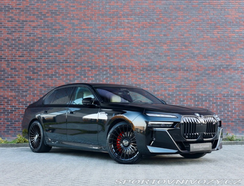 BMW 7 M760 e xDrive | Theatre