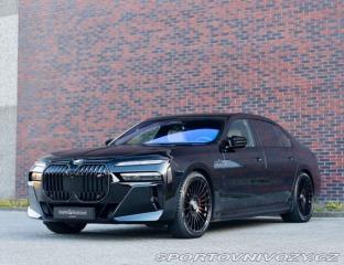 BMW 7 M760 e xDrive | Theatre 2023