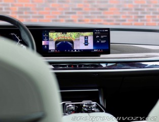 BMW 7 M760 e xDrive | Theatre 2023