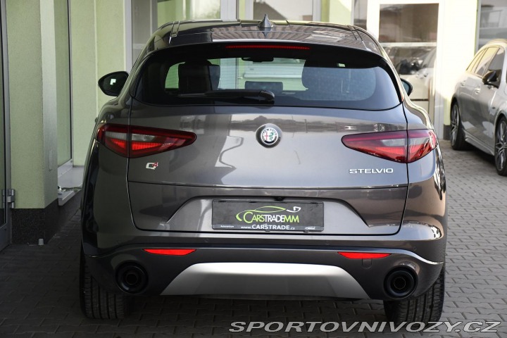 Alfa Romeo Stelvio 2.0 Ti AT8-Q4 206kW 2023