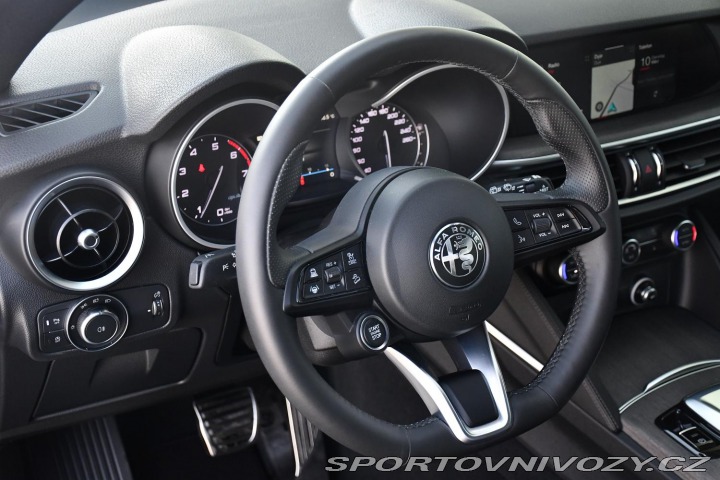 Alfa Romeo Stelvio 2.0 Ti AT8-Q4 206kW 2023