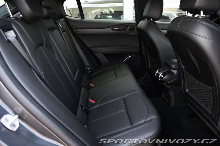 Alfa Romeo Stelvio 2.0 Ti AT8-Q4 206kW 2023