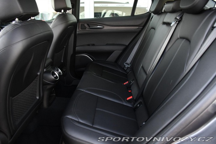 Alfa Romeo Stelvio 2.0 Ti AT8-Q4 206kW 2023