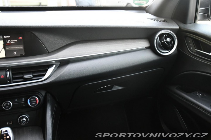 Alfa Romeo Stelvio 2.0 Ti AT8-Q4 206kW 2023