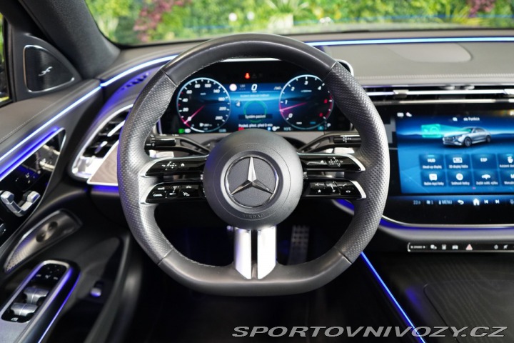 Mercedes-Benz E 450d*4M*AMG*NEZ.TOP*PANO* 2024