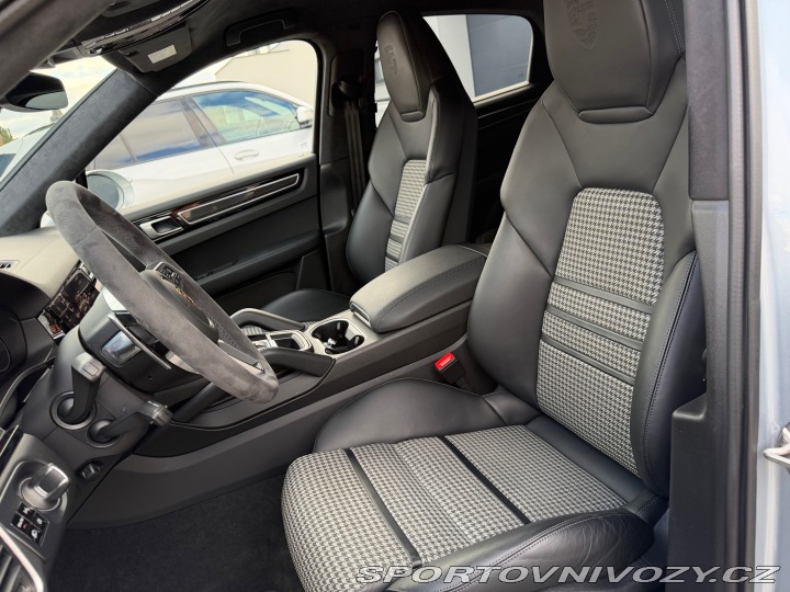 Porsche Cayenne Coupe S 2021