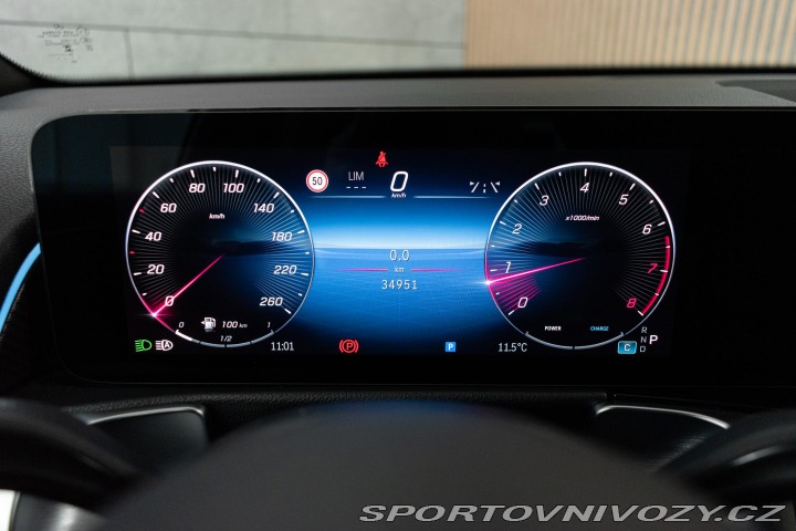 Mercedes-Benz Ostatní modely GLB 250 4MATIC*ZÁRUKA*AMG*TAŽ 2024