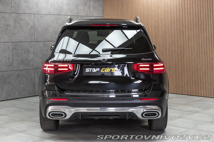 Mercedes-Benz Ostatní modely GLB 250 4MATIC*ZÁRUKA*AMG*TAŽ 2024