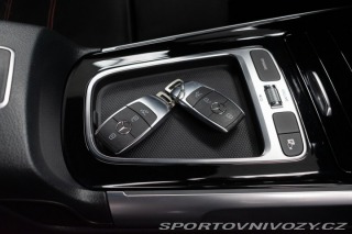 Mercedes-Benz Ostatní modely GLB 250 4MATIC*ZÁRUKA*AMG*TAŽ 2024