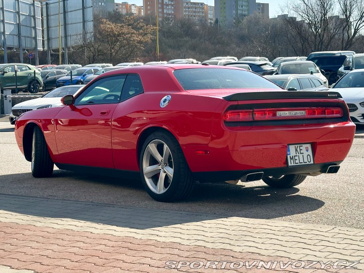 Dodge Challenger SRT 8 2009