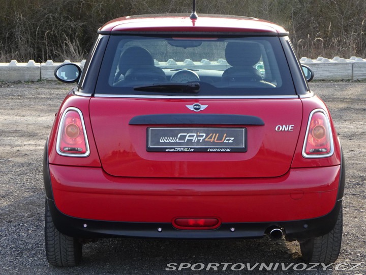 Mini One 1.4 70kW KŮŽE PANORAMA SE 2007