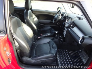 Mini One 1.4 70kW KŮŽE PANORAMA SE 2007