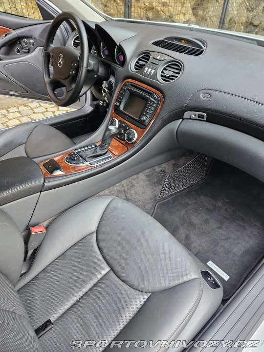 Mercedes-Benz SL SL 500 W230 2003