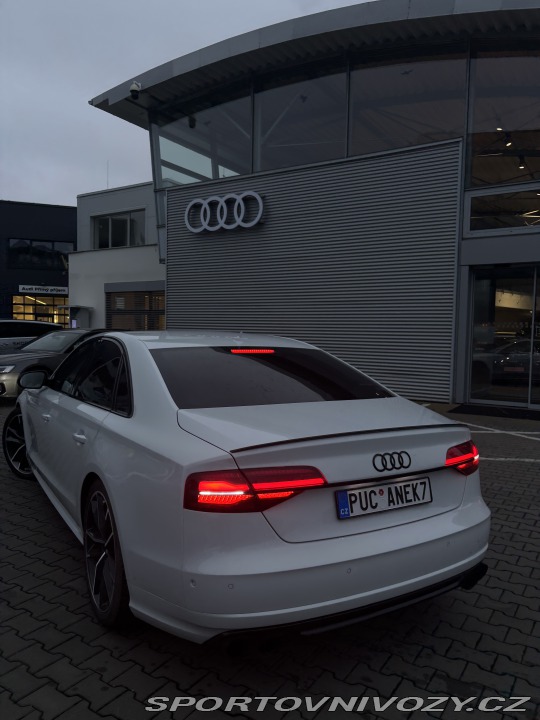 Audi S8 plus 445kw 2017