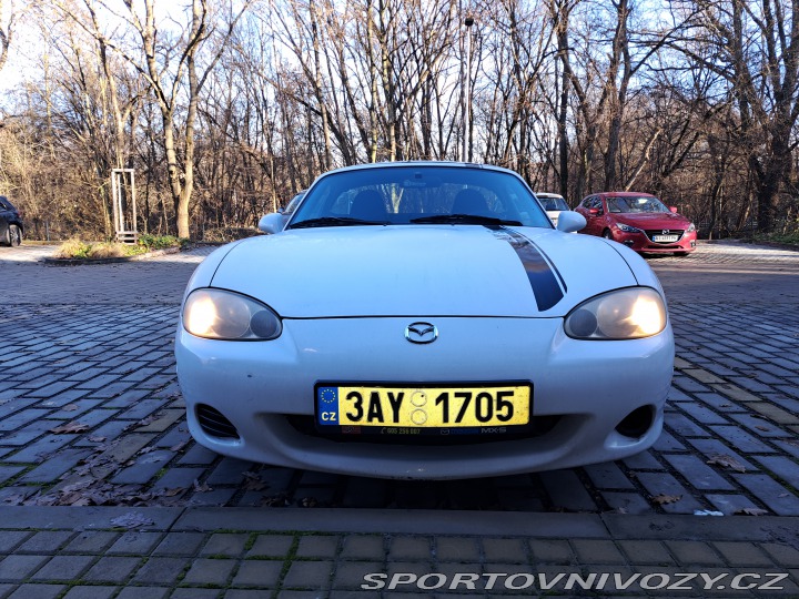 Mazda MX-5  2003