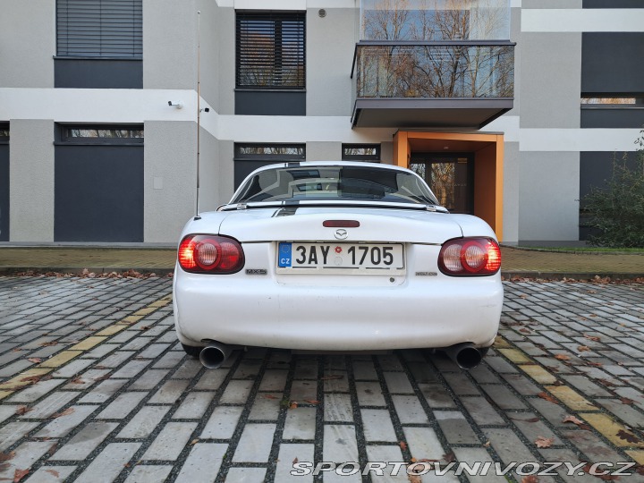 Mazda MX-5  2003