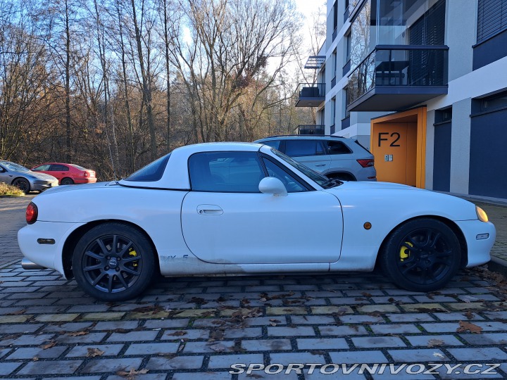 Mazda MX-5  2003