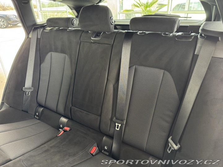 BMW 3 330i xDrive*M-SPORT*REZER 2025