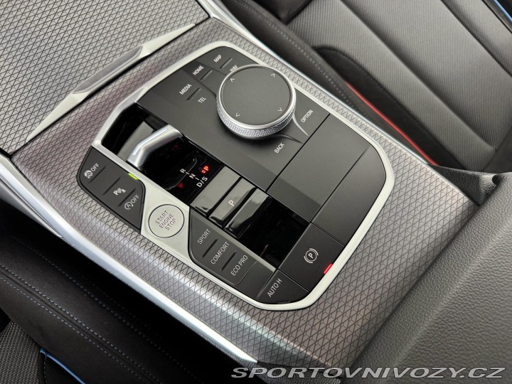 BMW 3 330i xDrive*M-SPORT*REZER 2025