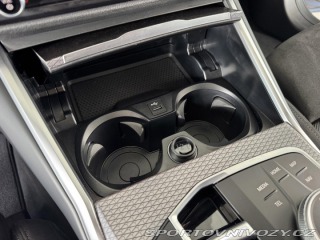 BMW 3 330i xDrive*M-SPORT* 2025