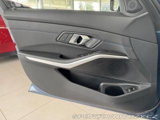 BMW 3 330i xDrive*M-SPORT* 2025