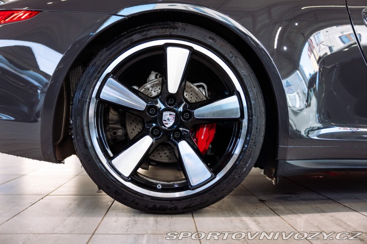Porsche 911 Carrera 4S 50th Anniversa 2014