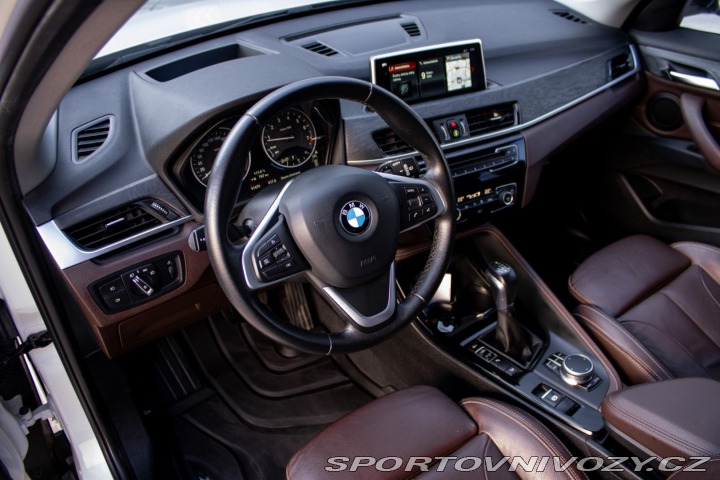 BMW X1 xDrive 20i xLine A/T / A 2018