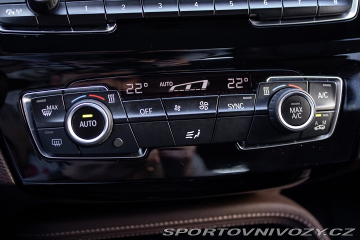 BMW X1 xDrive 20i xLine A/T / A 2018