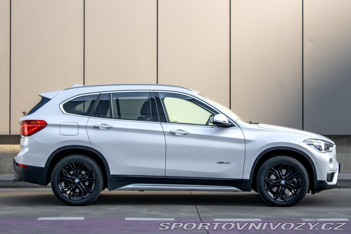 BMW X1 xDrive 20i xLine A/T / A 2018
