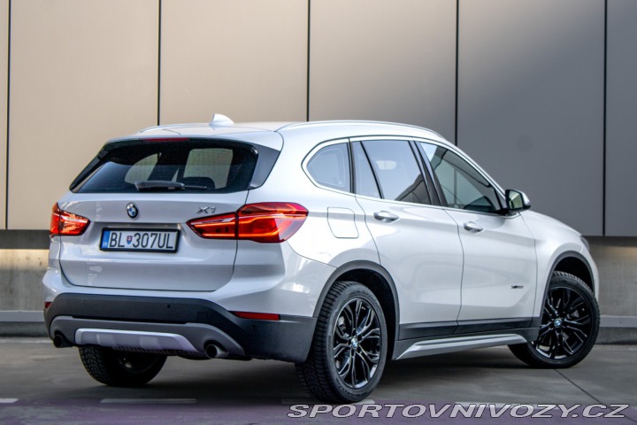 BMW X1 xDrive 20i xLine A/T / A 2018